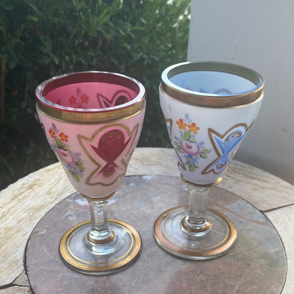 ❤️💙 Czech Bohemian Hand Enameled Floral White Cased Cut to Cranberry Glass -🌺🌸